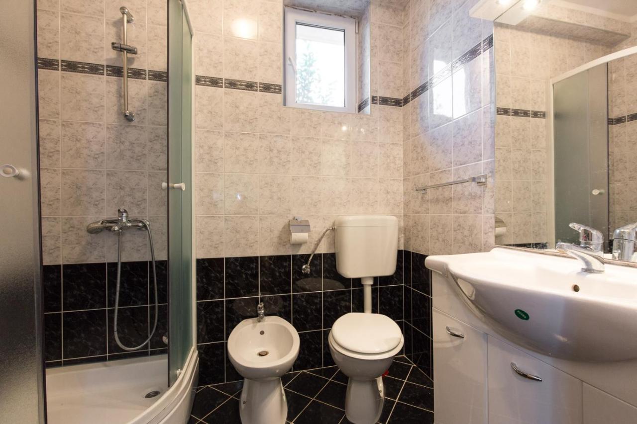 Vila Milano Apartment Kornic Exterior photo